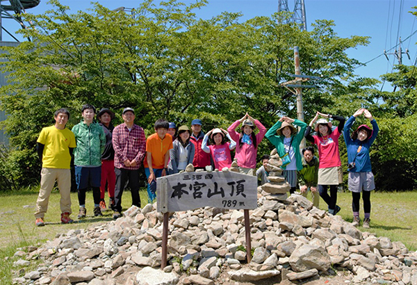 愛知県の本宮山の登山